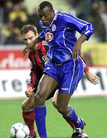 自己正名 自己正名